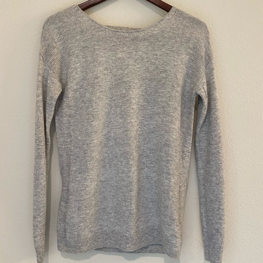Cream backless Sweater